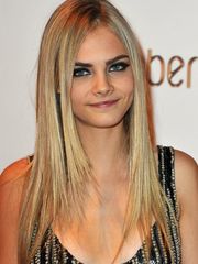 Cara Delevingne nude sex photo.